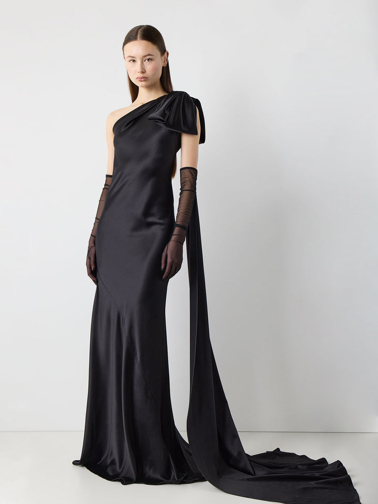 One Shoulder Bow Gown with Train in Black One Shoulder Bow Gown with Train in Black
